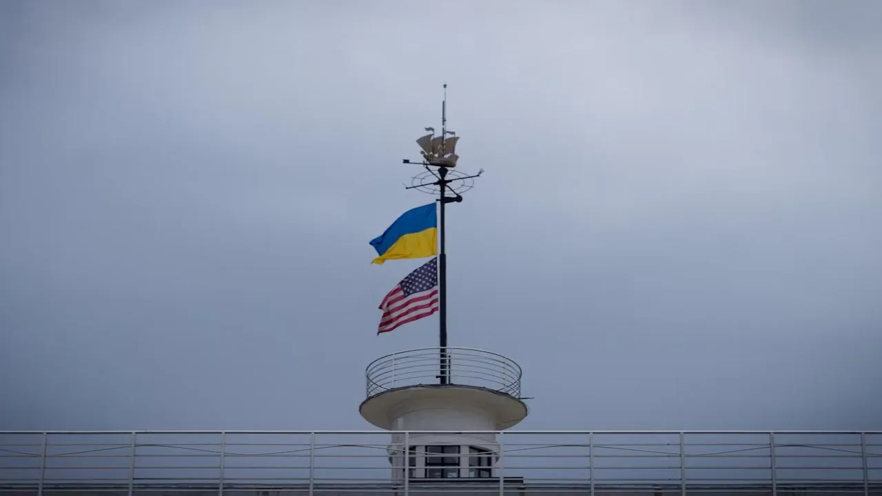 El País: давление на Украину к началу переговоров с Россией растет