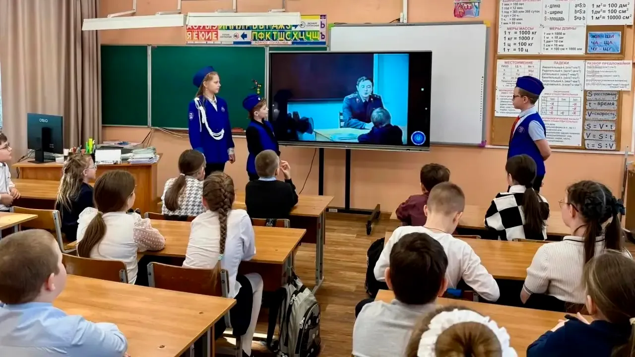 vk.com/МБОУ "Лицей №5"