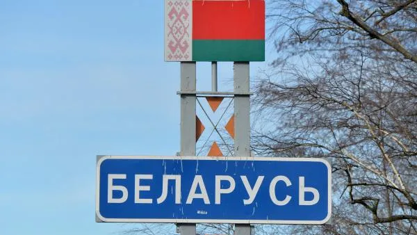 Украине посоветовали не лезть с чужим уставом в Белоруссию