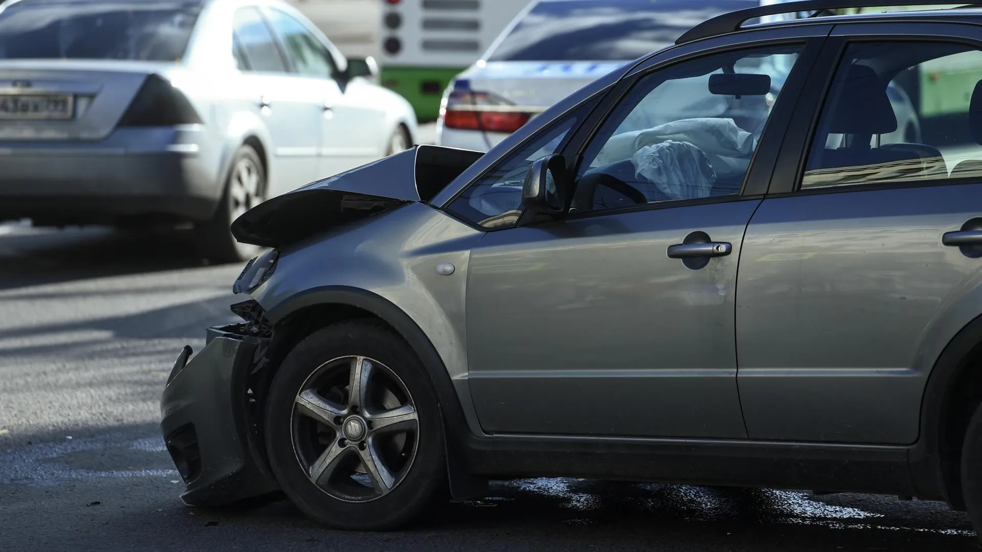 Автоэксперт Сажин перечислил способы сделать безопасными особо аварийные участки трасс