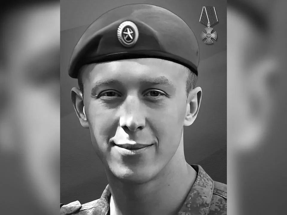 «Может, мне вместо него лечь»: сестра хотела умереть вместо погибшего на СВО брата, чтобы утешить мать