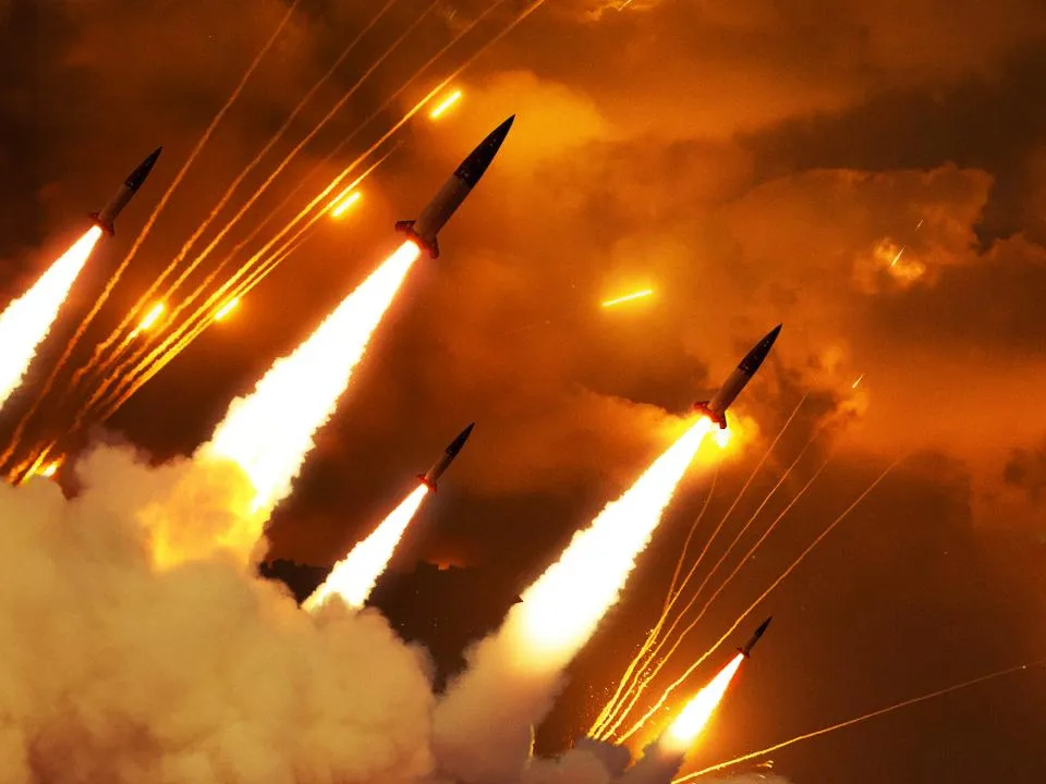 Иран готов ударить по Ормузскому проливу: миру грозит энергетический коллапс