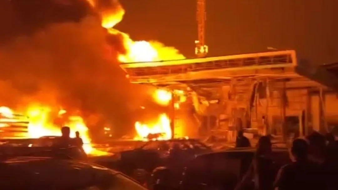 МЧС: на месте пожара в Махачкале ликвидировали открытое горение, идет проливка