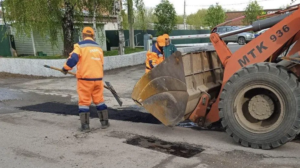 Ямочный ремонт во дворах Подмосковья ведется с опережением графика