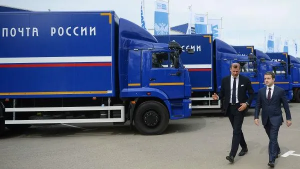 «Почта России» в Подольске получила более 100 автомобилей КамАЗ