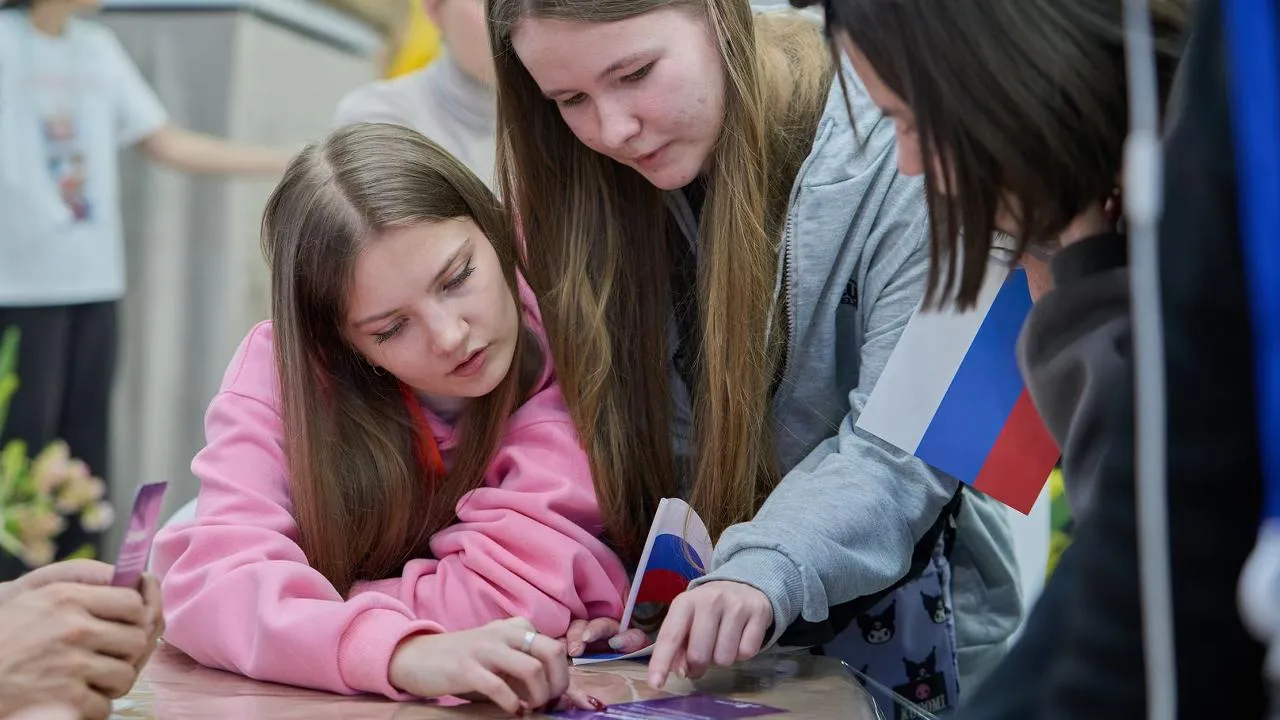 В РАНХиГС выступили против обязательного «Обучения служением» в школах — в чем главная проблема?