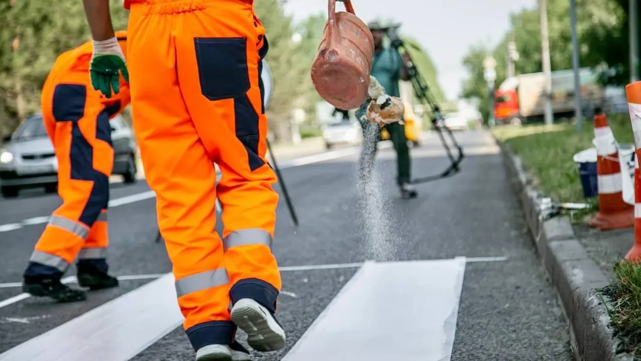 В Московской области завершат работы третьего цикла летнего содержания дорог
