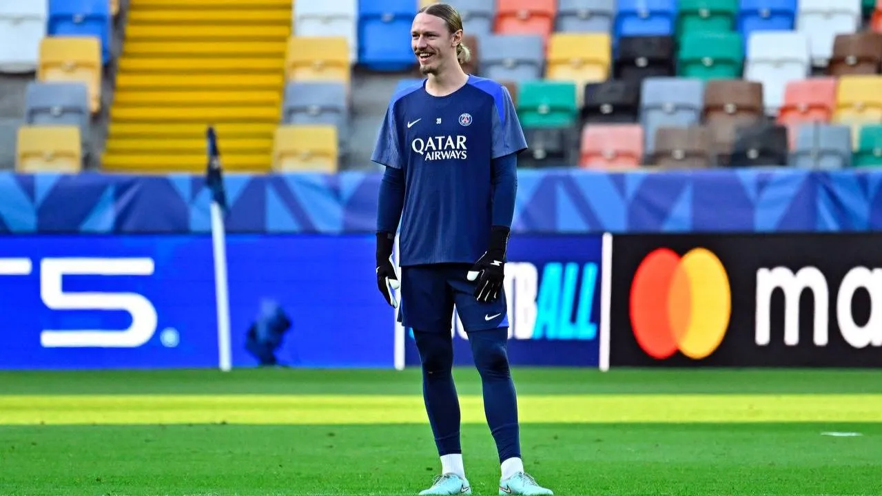 Россиянин Сафонов и украинец Забарный впервые вместе сыграли за ПСЖ