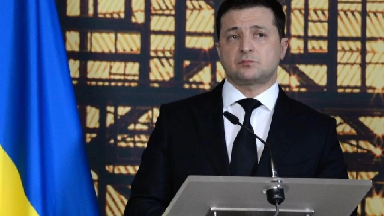 СМИ: Президент Украины не примет участия в первом дне саммите НАТО