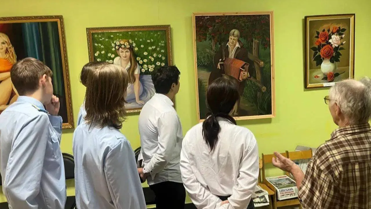 Более 11 тыс. студентов и педагогов приняли участие в Дне художника в Подмосковье