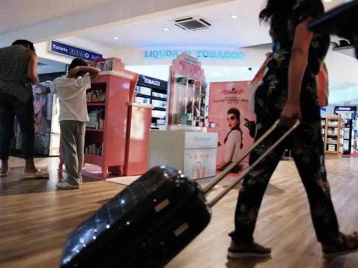 Юрист рассказала, что делать, если вам подсунули плохой товар в duty free