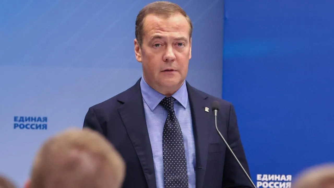Медведев высказался о попытках ВСУ атаковать приграничные регионы России