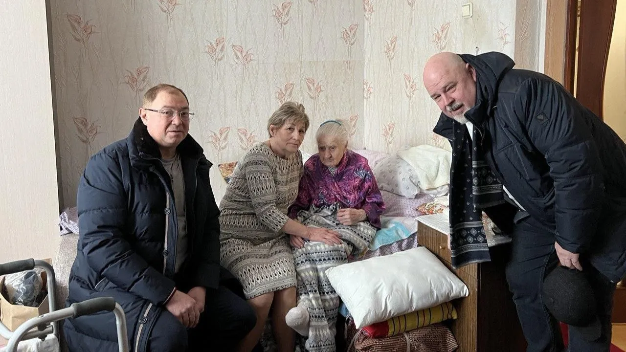 В Богородском округе 100-летней жительнице помогли решить вопрос с засором канализации