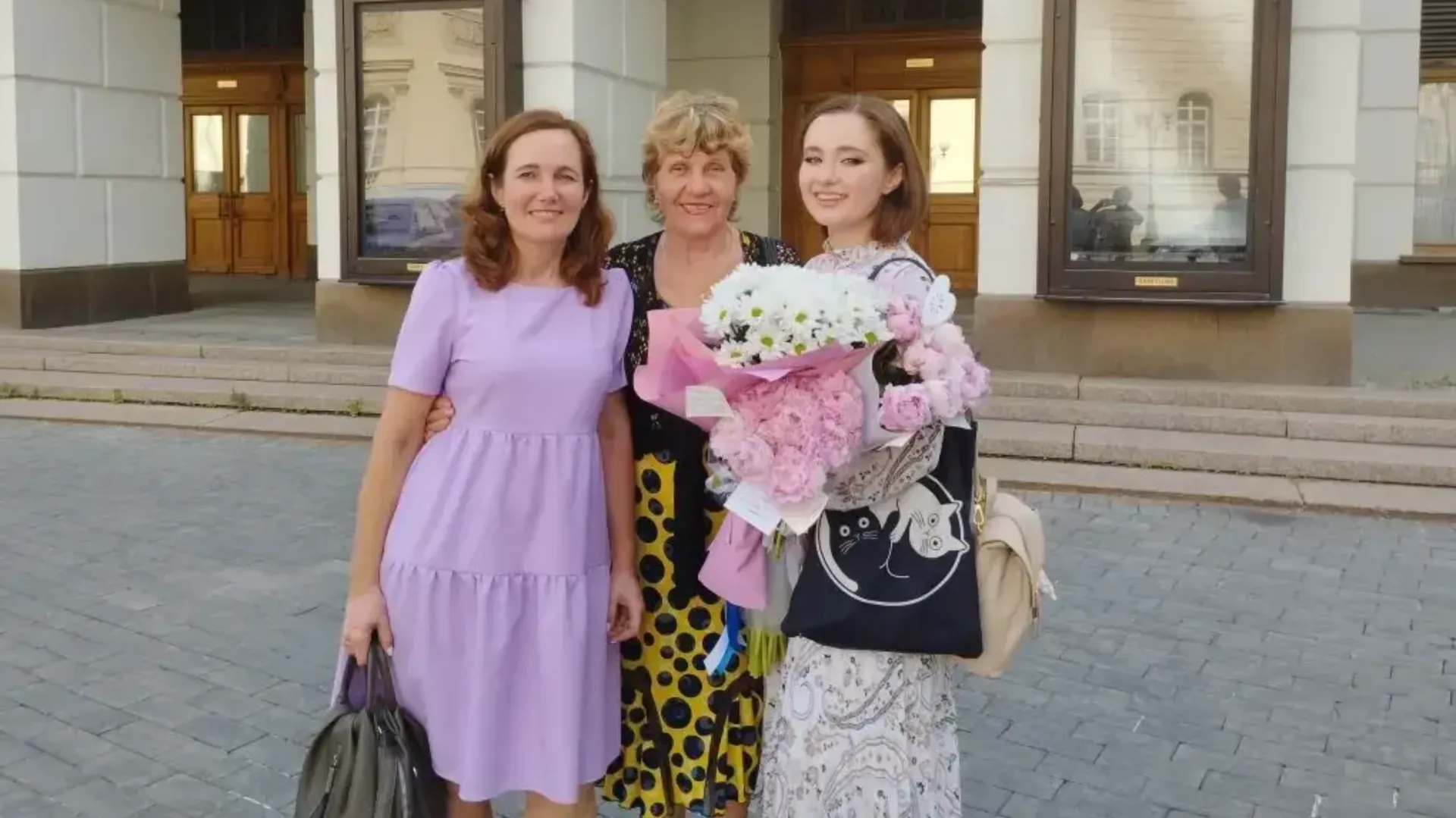 личный контект Оксаны Захарьян