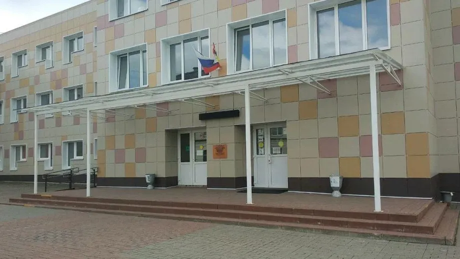 Капитальный ремонт проводят в средней общеобразовательной школе в Домодедово
