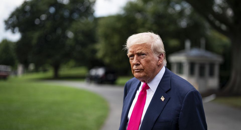Трамп узнал о приостановке поставок оружия США Украине в разговоре с иностранным лидером