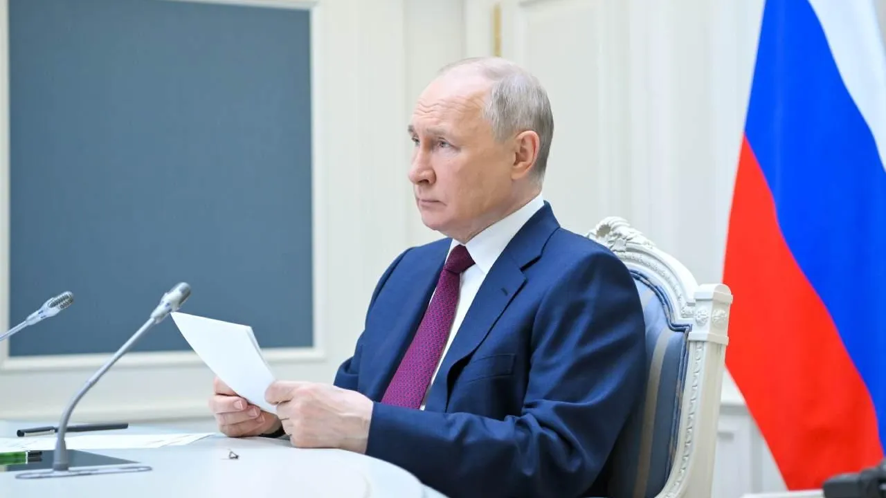 Путин: из Украины долгое время делали анти-Россию