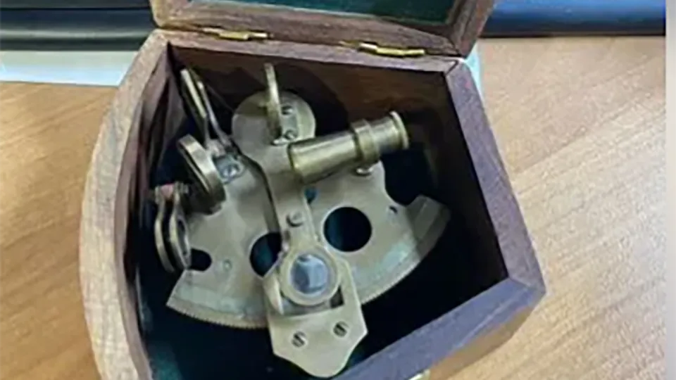 Фото: городская доска объявлений