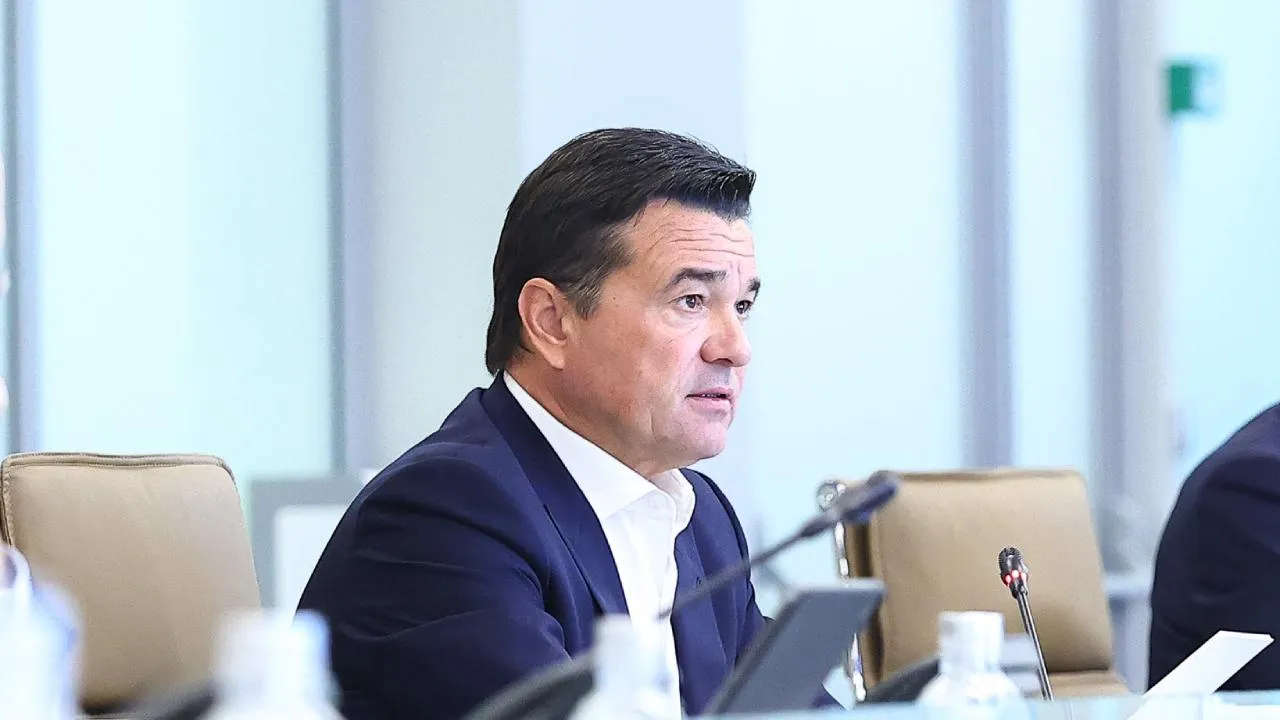 Андрей Воробьев рассказал о благоустройстве лесопарка в Павловской Слободе