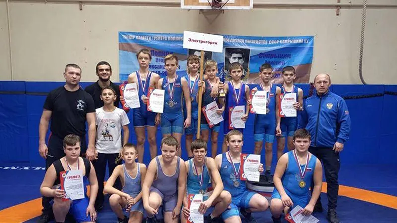 Электрогорские спортсмены успешно выступили на турнирах по греко-римской борьбе