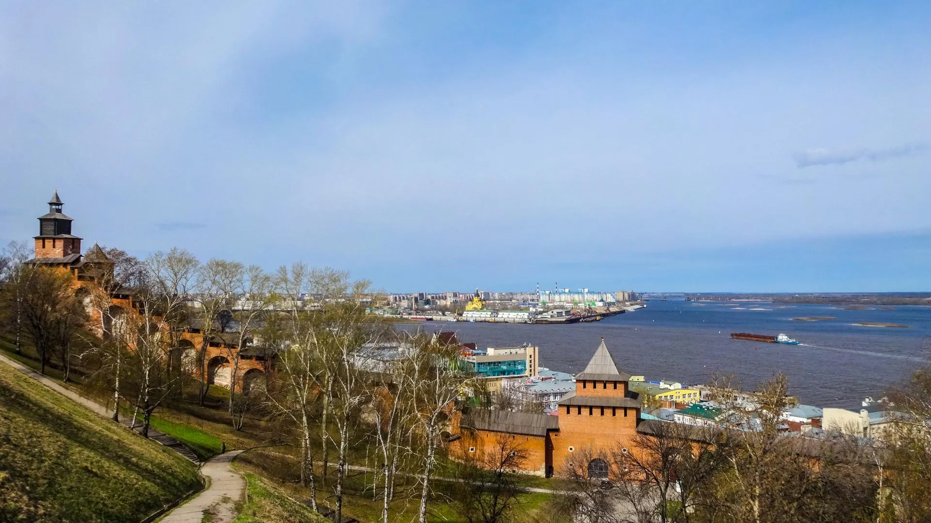 В Нижнем Новгороде свыше 17,5 тыс. человек прокатились на фуникулере в праздники