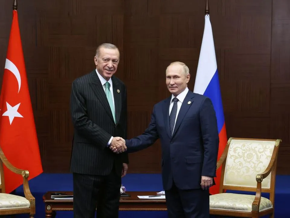 «Наладить многополярный мир»: политолог предположил, какие поездки запланировал Путин на осень