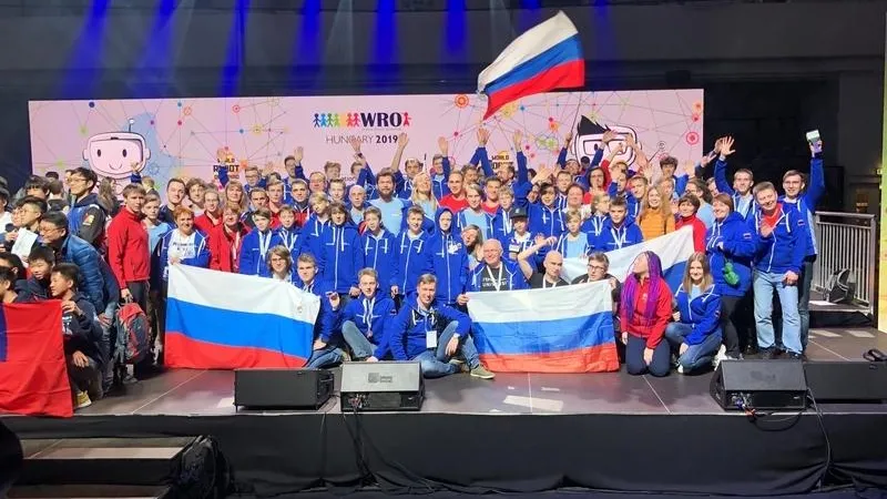 Школьники из Мытищ завоевали золото и серебро Всемирной олимпиады роботов