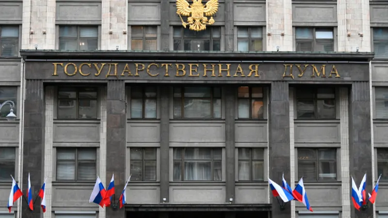В Госдуме объяснили, почему курсы и марафоны блогеров не нуждаются в правовой регуляции