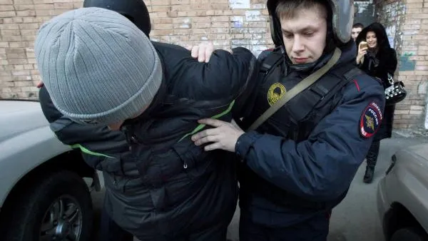 Полицейские отобрали героин у безработного москвича в Красногорске