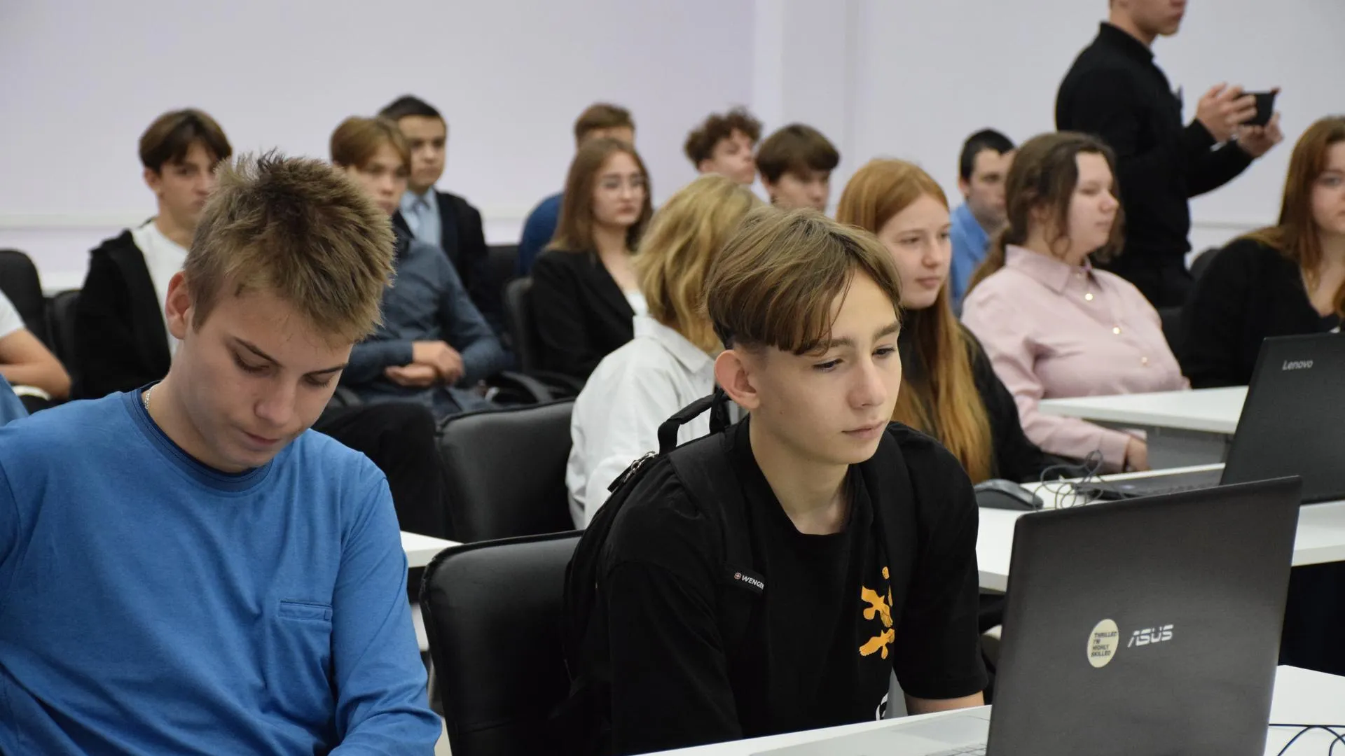 Алёна Притула