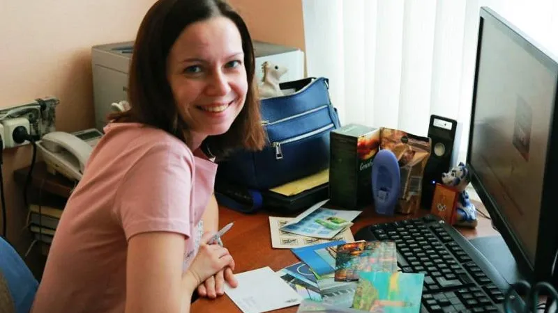 Подмосковный посткроссер рассказала о вернувшейся моде на открытки