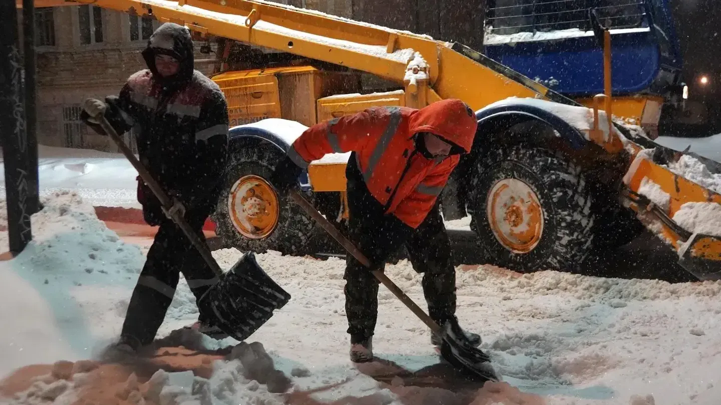 В Павловском Посаде усилили уборку снега