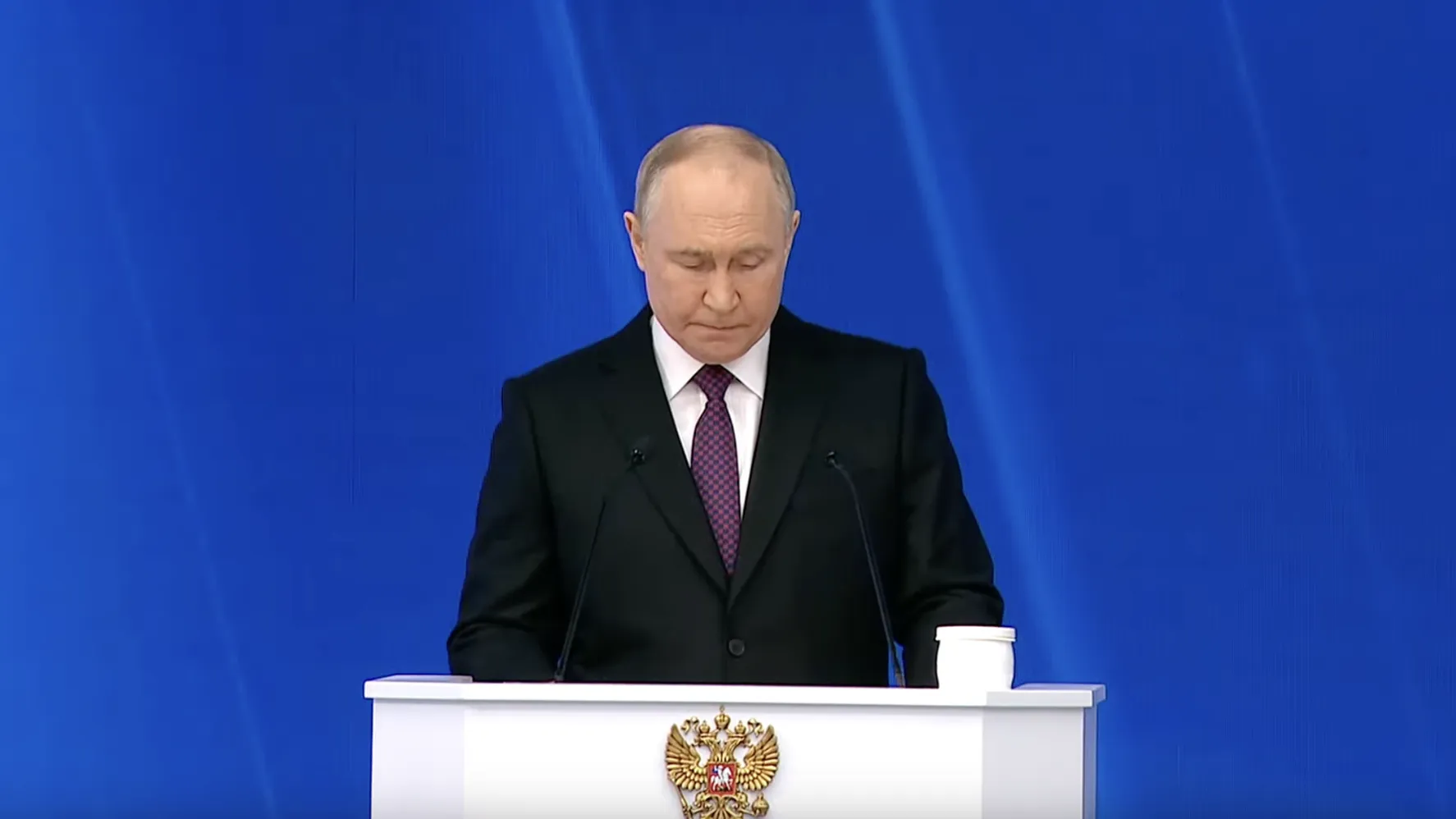 Скриншот трансляции послания Владимира Путина Федеральному собранию