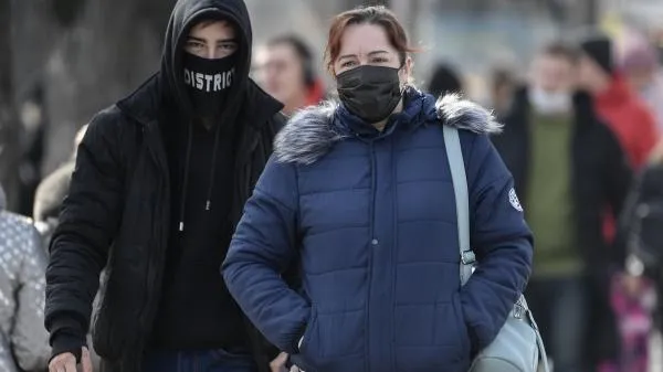 В Роспотребназдоре заявили, что масочный режим в стране вводиться не будет