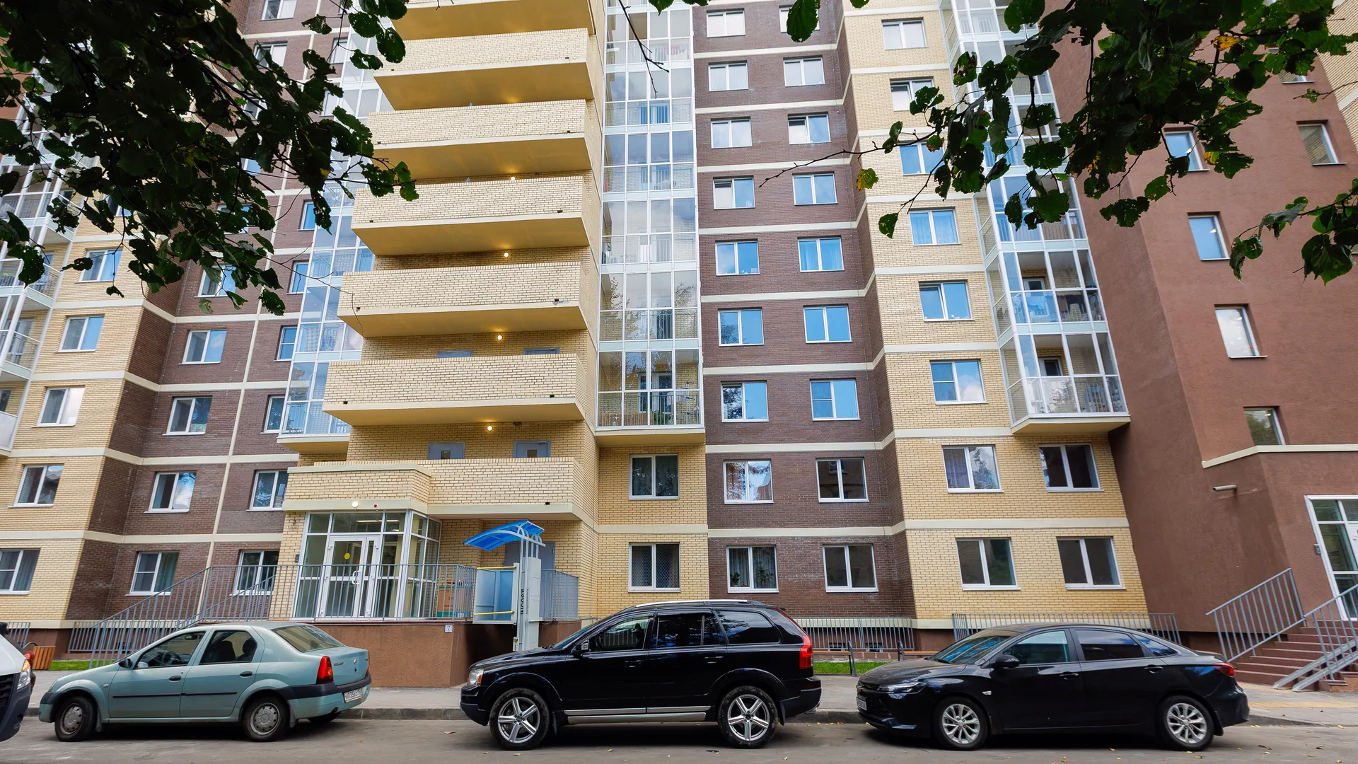 Многоквартирный дом в ЖК «Высокий берег» для переселенцев в Лыткарино