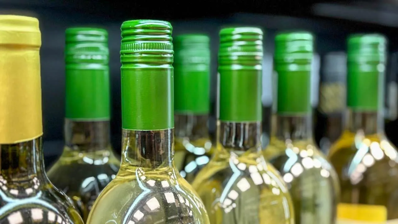 «Стив Джобс» из Прокопьевска пошел в магазин с битой за элитным алкоголем после семейной ссоры