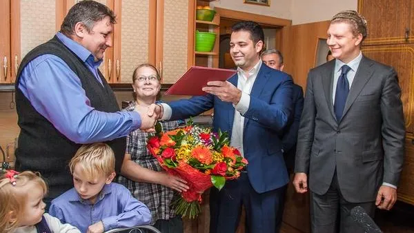 Семья с 7 детьми в Одинцовском районе получила сертификат на 14 млн
