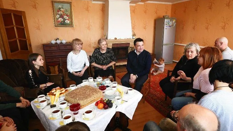 Губернатор: беженцам из ЛДНР в Подмосковье помогут с документами