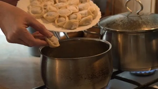 Врач-диетолог дала рекомендации по выбору пельменей