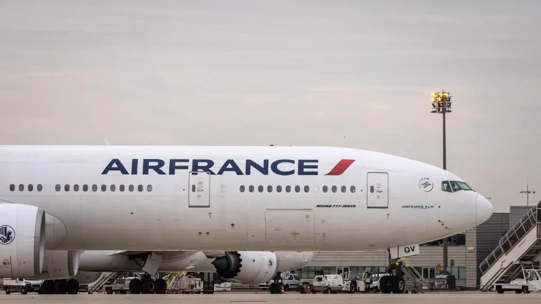 Air France требует от правительства сократить количество рейсов китайских авиакомпаний