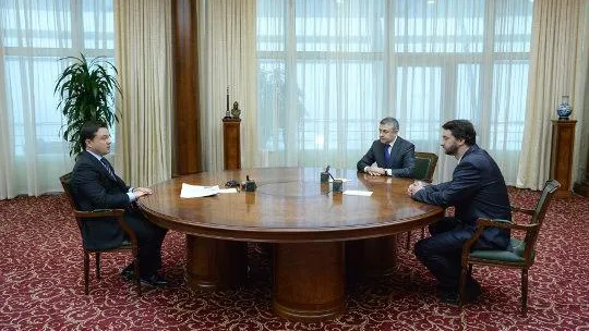 Воробьев поздравил глав Лосино-Петровского и Бронниц с победой