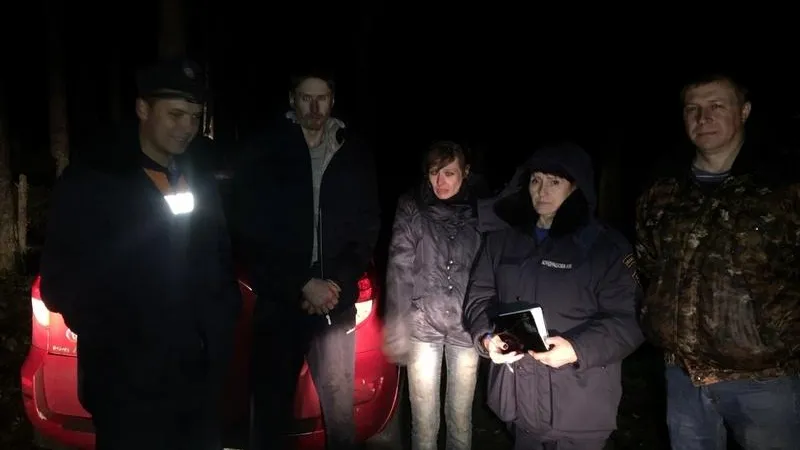 Заблудившихся грибников вывели из леса в Шатуре