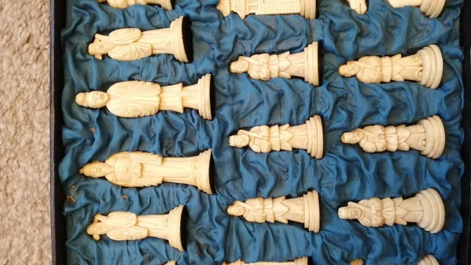 Фото: городская доска объявлений