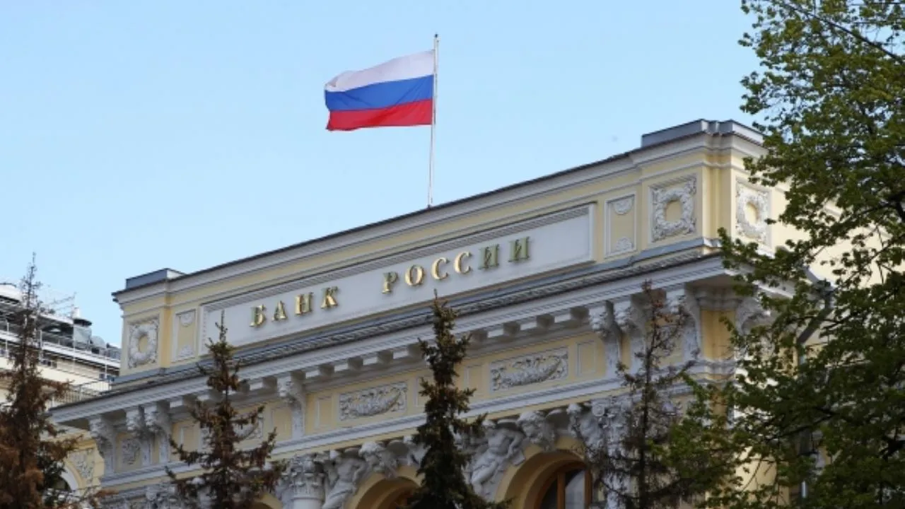 Центробанк допустил повышение ключевой ставки впервые за долгое время