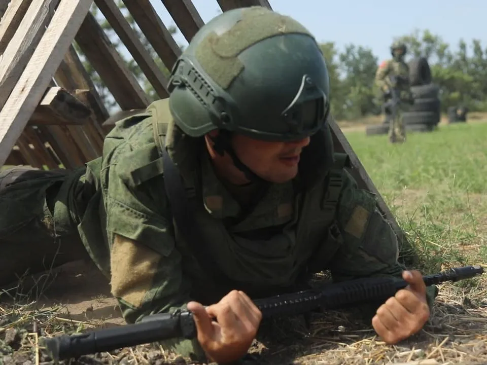 «Не боятся только дураки»: боец СВО раскрыл, как его организм отреагировал на первый обстрел