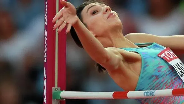 Подмосковная легкоатлетка выиграла соревнования по прыжкам в высоту в Жуковском