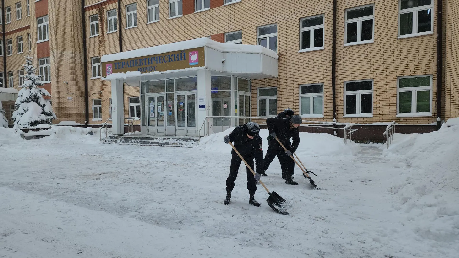 REGIONS/Роман Кутузов