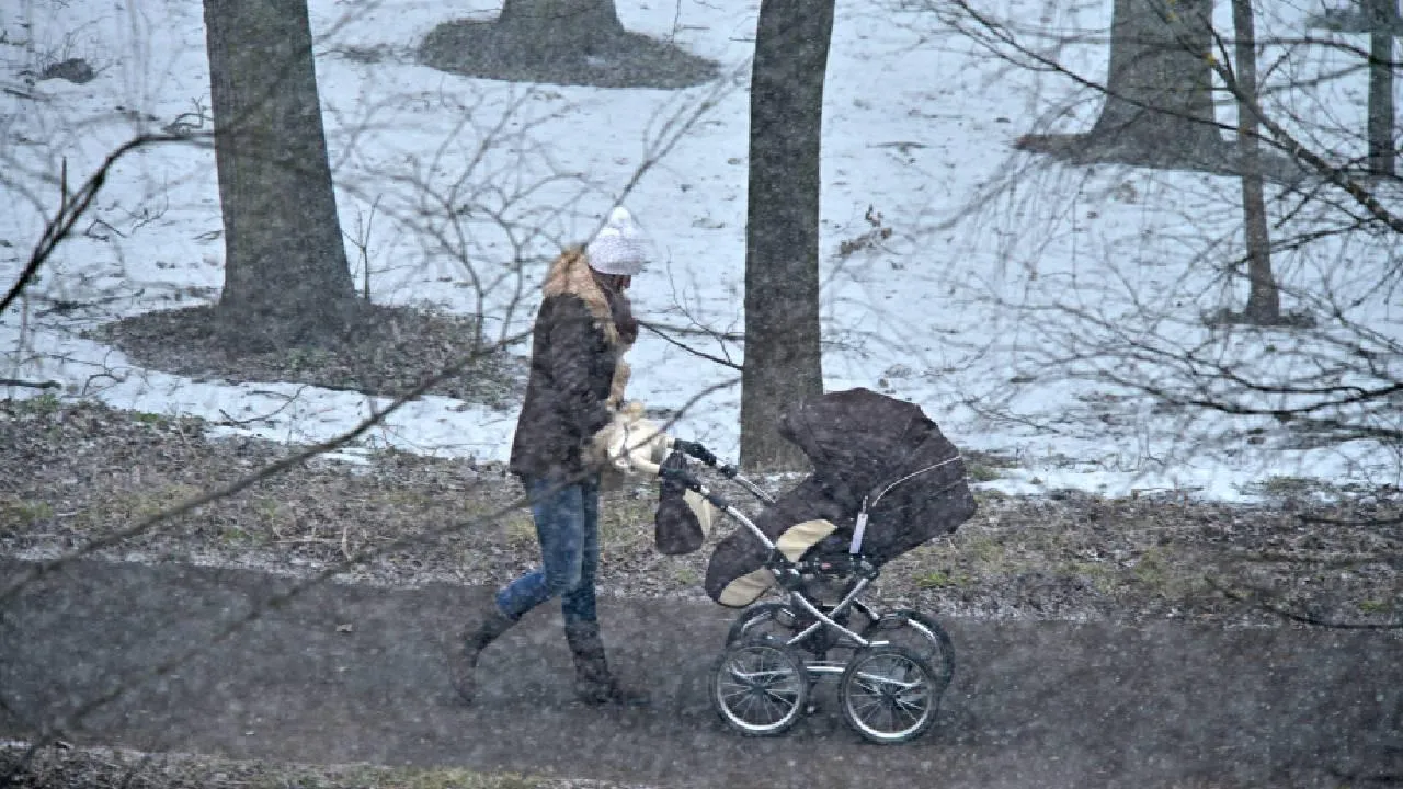 Штормовое предупреждение в Кузбассе: жители Кемерово сообщили о метели