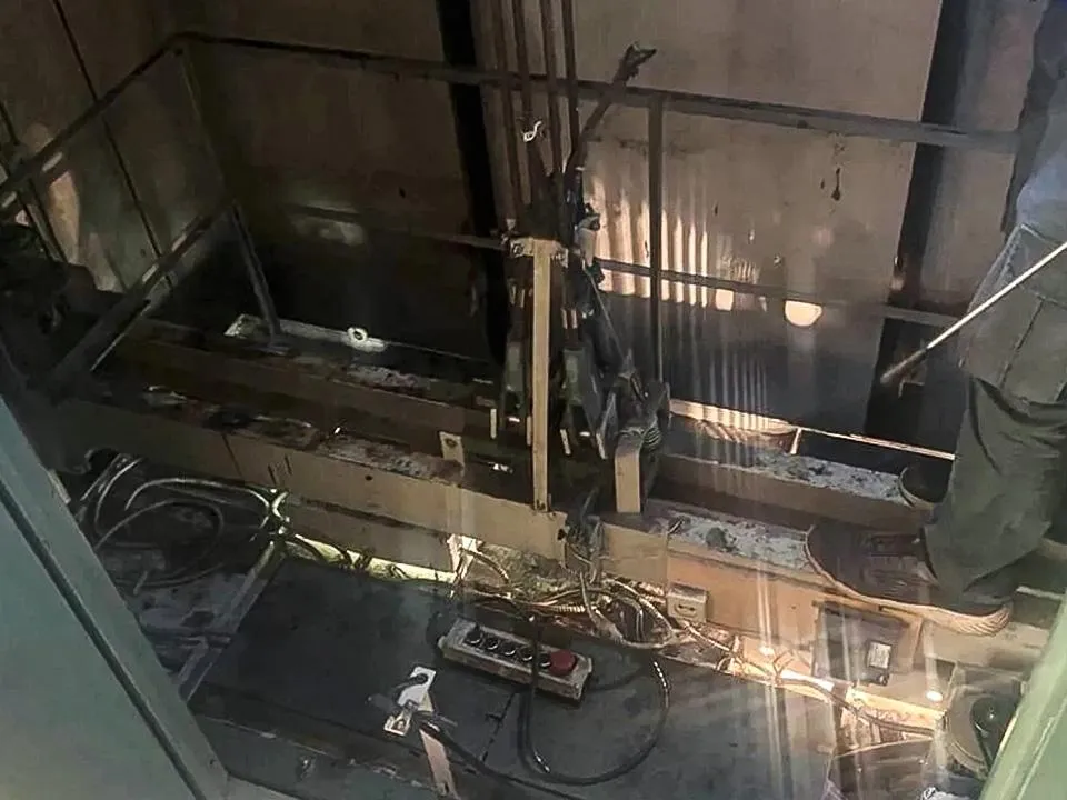 «Часто не приезжал»: жилец дома в Воскресенске раскрыл предысторию рухнувшего лифта