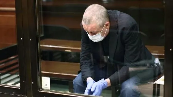 Рунический провидец предрекает Михаилу Ефремову перерождение